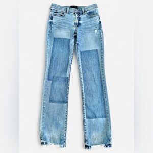 Lucky Brand Distressed Mid Rise Straight leg light Denim Jeans SW15701